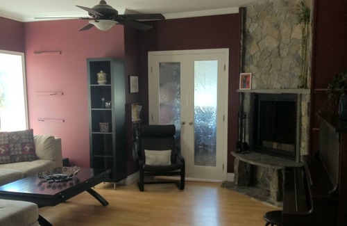 Esquimalt House | 4Bdr Suite Amazing decks, Mtn views and great location