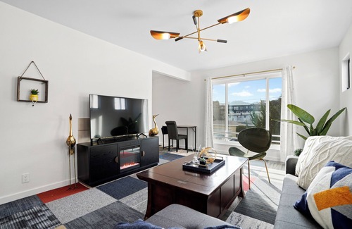 Sharp Park Apartment | 4Beds Private Unit Near BeachWalk Golf