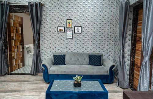 Varanasi House | 4BHK Shruti Home Stay