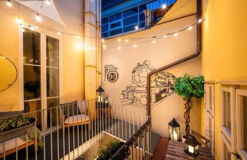Stare Mesto Apartment | 4BR & 2,5Bath Harry Potter Old TOWN and GREAT patio