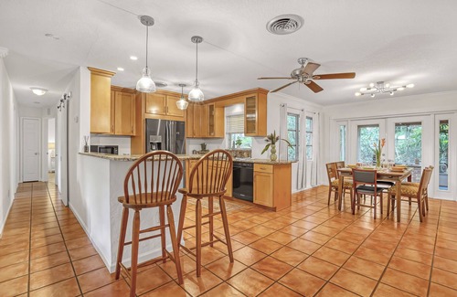 Palm City House | 4Br/2Ba Dog friendly Stuart, Beaches, Boating, fishing, Restaurants