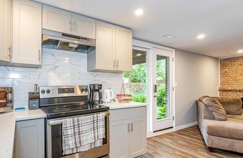 London House | 4BR, 2WR walkout basement, 5 minutes to UWO