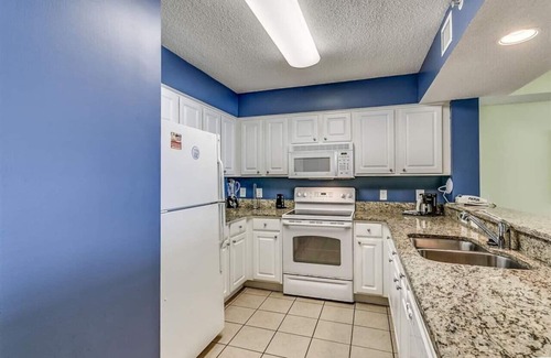 Myrtle Beach Condo | 4BR/3BA Oceanfront, large balcony, many amenities,