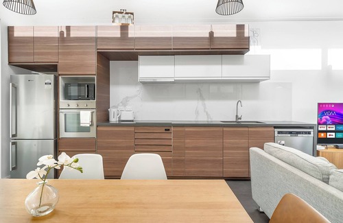 Pyrmont House | 4BR 4mins to light rail 9mins FishMarket