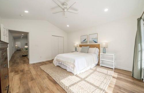 Jones Mills House | 4BR Beautiful and Spacious Lakehouse