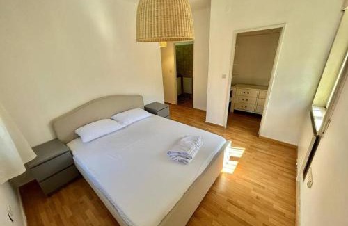 Kiryat Shmuel Apartment | 4BR Best Location in Jerusalem