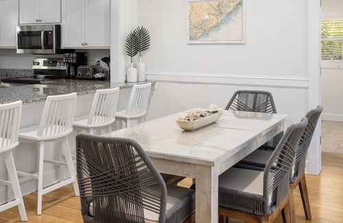Edisto Island House | 4BR - Book Spring now, 2 min walk to the beach!