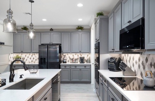 Glendale House | 4BR Home Near State Farm Stadium with Pool & Patio