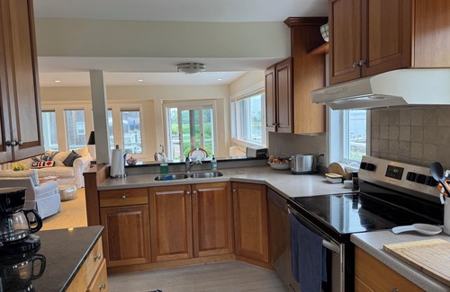 Stonington House | 4BR Oceanview Academic Rental in Stonington CT 09/01 thru 05/31