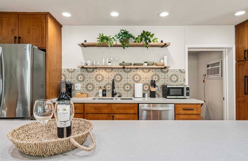Riverside Park House | 4BR - Pool - Air Hockey - Mins to DT/Las Olas/FLL