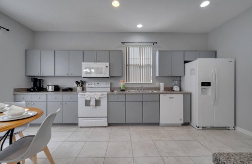 Crystal Cove House | 4BR Pool Home – at Crystal Cove