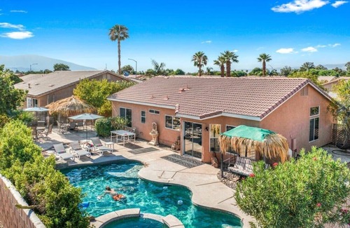 Indio House | 4BR Sanctuary w/Retro Game Room/Theater Pool & Spa!