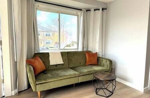 Westwood House | 4BR Spacious Cincinnati Home