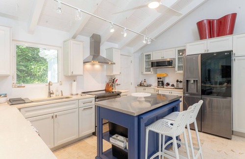 Peterborg House | 4BR Villa w/Private Magens Bay Beach Access - Seas The Bay, Stunning Views