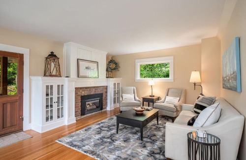 Seahurst House | 4BR with Firepit, Outdoor Dining and Yard Surrounded by Trees