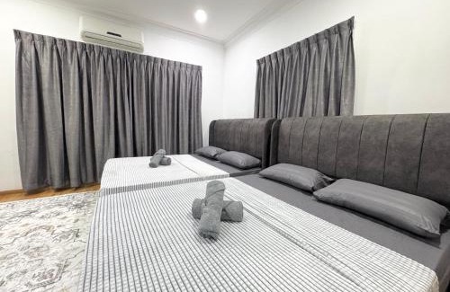 Kajang House | 4BR3B Kajang DoubleStorey-14 pax