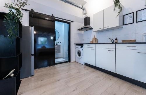 Tilburg Apartment | 4p, City Center, Close To University & Station