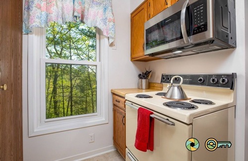 Basye House | 4Seasons Retreat | Quiet townhome Minutes from Bryce Resort!