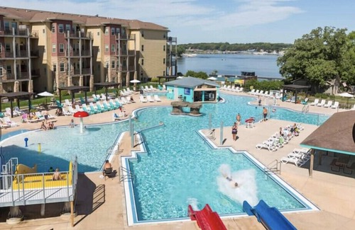 Arnolds Park Condo | 4th Floor Condo Vaulted Ceilings. New Beds, Carpet, Blinds, Paint ππΌ 1st building