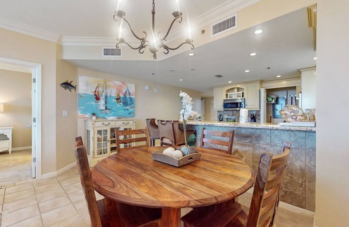 Fort Morgan Condo | 4th-floor oceanfront condo w/private balcony, pools, hot tub, tennis