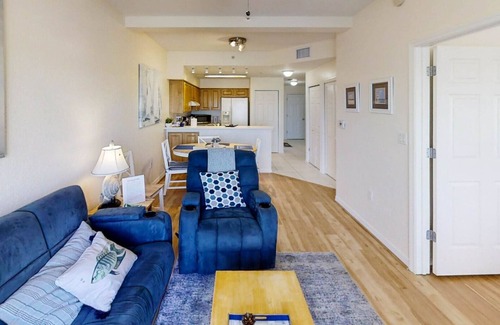 Madeira Beach Condo | 4th Floor spacious 2 BR, 2 BA w/spectacular views of Boca Ciega Bay