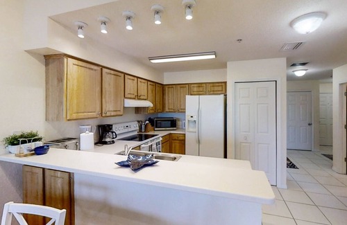 Madeira Beach Condo | 4th Floor spacious 2 BR, 2 BA w/spectacular views of Boca Ciega Bay