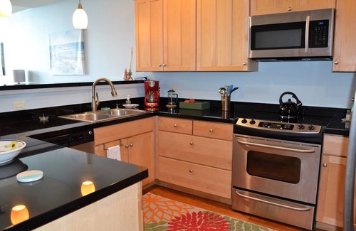Seaside Condo | 4th Floor (top floor) Fantastic River and Tillamook Head Views from Living Room