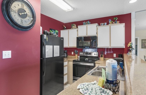 Miramar Beach Condo | 4th Floor Views, Steps to Beach + Daily Chair Setup ~ Maravilla 2410