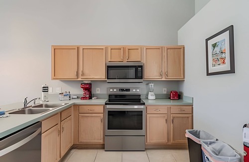 Lake Berkley House | 4U - LB938 - 4Q/2B Your Getaway Near Disney