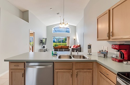 Lake Berkley House | 4U - LB938 - 4Q/2B Your Getaway Near Disney
