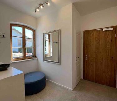 Ebersberg District Apartment | 4YOUnic Glonn1 * Boxspring * Jacuzzi * Netflix*65“