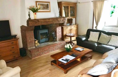 Feugeres House | 5 Acres- PetFriendly- Peaceful Private Yoga Studio