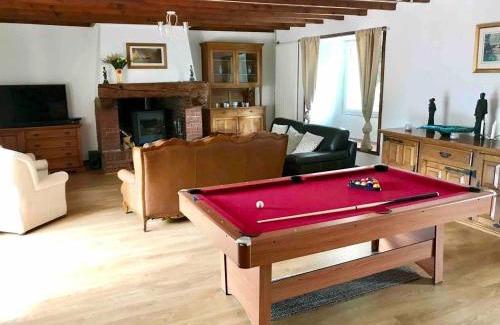 Feugeres House | 5 Acres- PetFriendly- Peaceful Private Yoga Studio