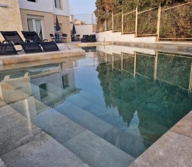 Benajarafe House | 5 Apartamentos Independientes en Villas Costa del Sol