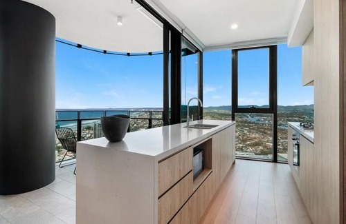 Broadbeach Apartment | 5* Apartment Broadbeach