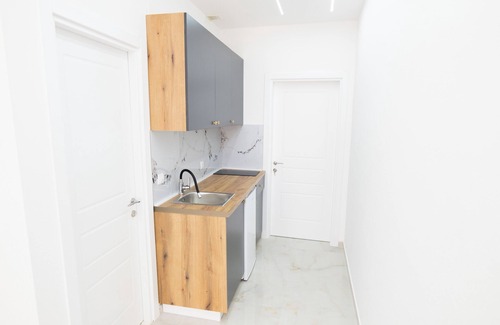 Ulcinj Apartment | 5-apartments in lovely Ulcinj with WiFi, AC