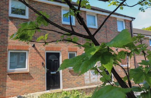 Seaham Cottage | 5 ASHCROFT MEWS, pet friendly, with a garden in Seaham