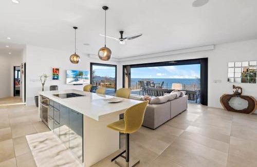 Potrero House | 5-BD Beauty with Pool Above Potrero