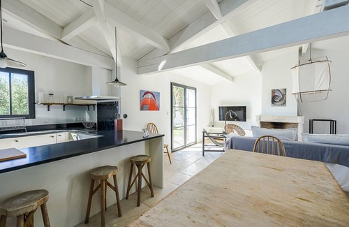 Saint-Clement-des-Baleines House | 5-bedroom house for 10 people - Near Whale Lighthouse