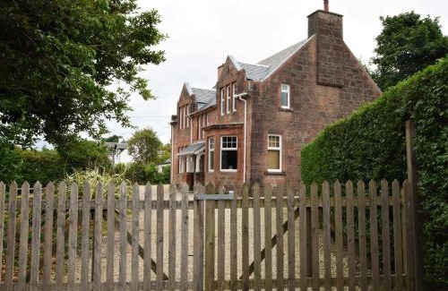 Brodick House | 5 Bed in Brodick CA016