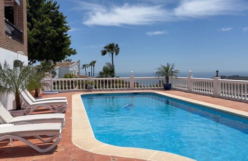Frigiliana House | 5 Bedroom 3 en-suite 17m pool & sea mountain views