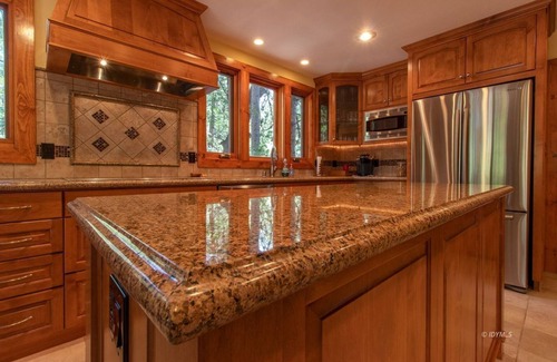 Fern Valley House | 5 bedroom 3 bath beautiful home on the creek