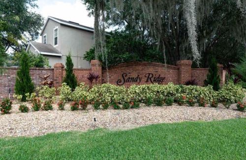 Sandy Ridge House | 5 bedroom, 7 bed , 3 bathroom Midterm Rental Home with Pool and Game room, near Disney