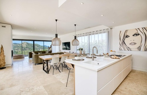 La Garde-Freinet Villa | 5 bedroom accommodation in La Garde-Freinet