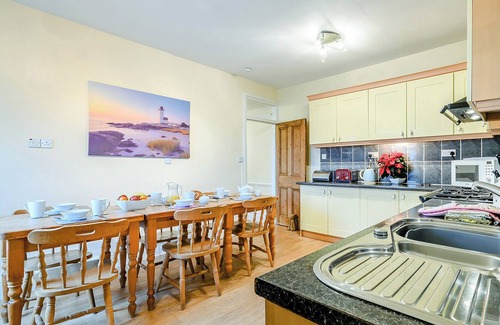 Sea Palling Cottage | 5 bedroom accommodation in Sea Palling