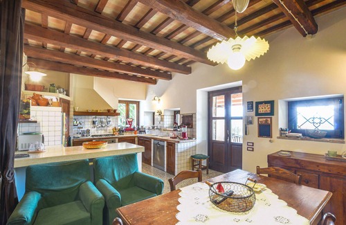 Corridonia House | 5 bedroom accommodation in Corridonia