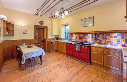 Newbridge Cottage | 5 bedroom accommodation in Kirkdale