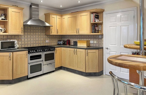 Montrose Cottage | 5 bedroom accommodation in Montrose