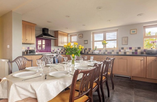 Sea Palling Cottage | 5 bedroom accommodation in Sea Palling, near Happisburgh
