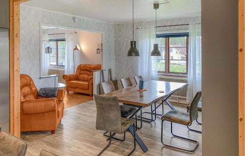 Växjö House | 5 Bedroom Amazing Home In Tingsryd